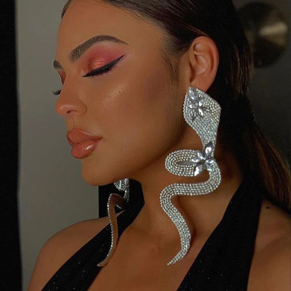 Exaggerated Snake Earrings and Bracelet Set Luxury Accessories Connecting Finger Rhinestone Jewelry Set for Women Party Gift