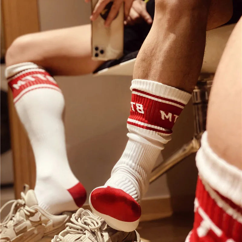 Socks Men Calcetines Skarpetki Calcetines Hombre Nylon Sports Long Tube Football Socks Meias Comfortable Cadeau Homme Socks